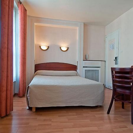Hotel Saint Quentin パリ エクステリア 写真